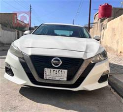 نیسان ئەلتیما